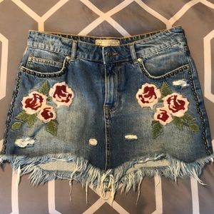 Free People Embroidered Denim Mini Skirt Sz 28